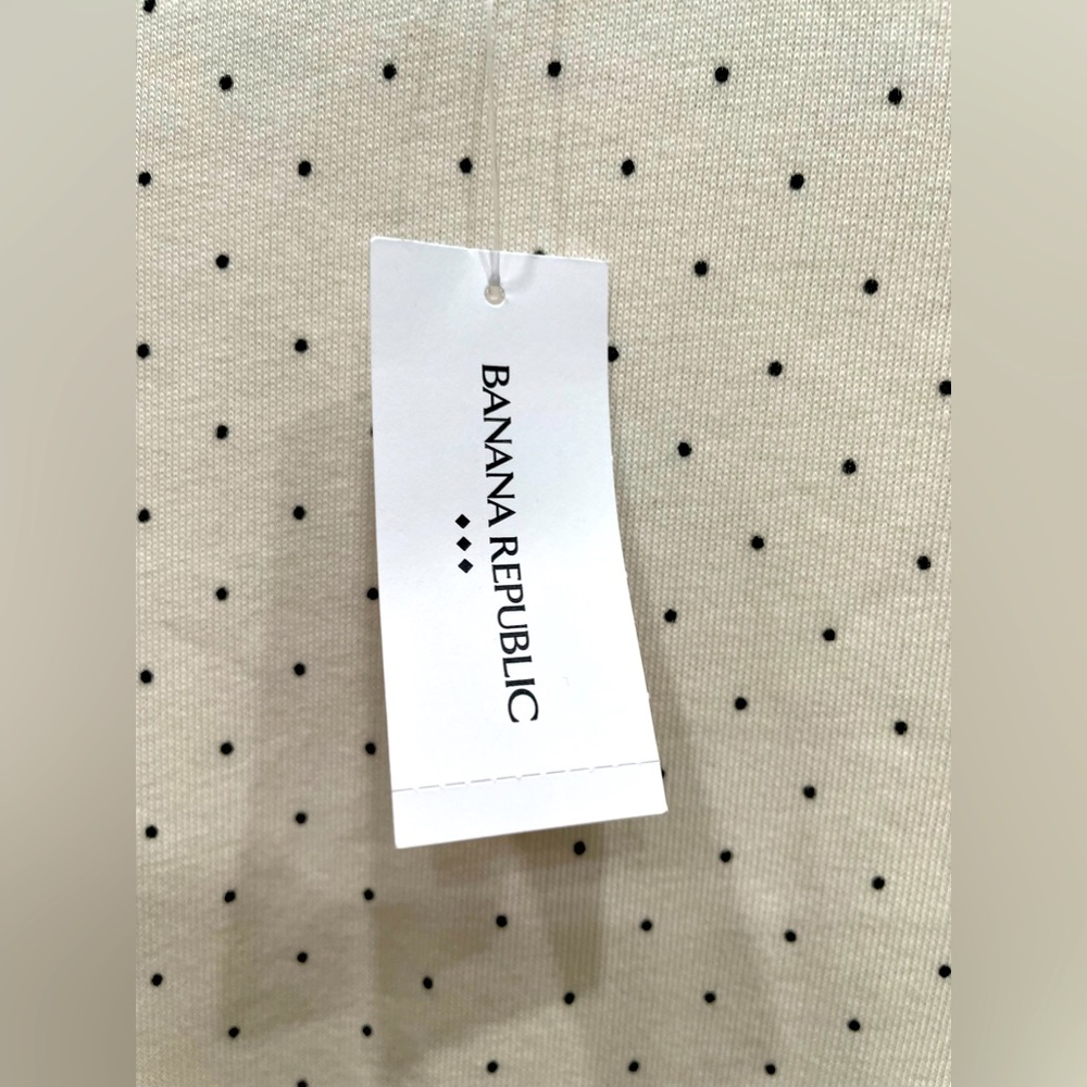 Banana republic XS Light sweater blouse small black Pola dots. New with … - Picture 4 of 5